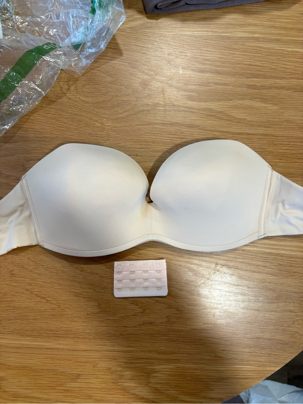 Strapless Smooth T-Shirt Bra in Ivory